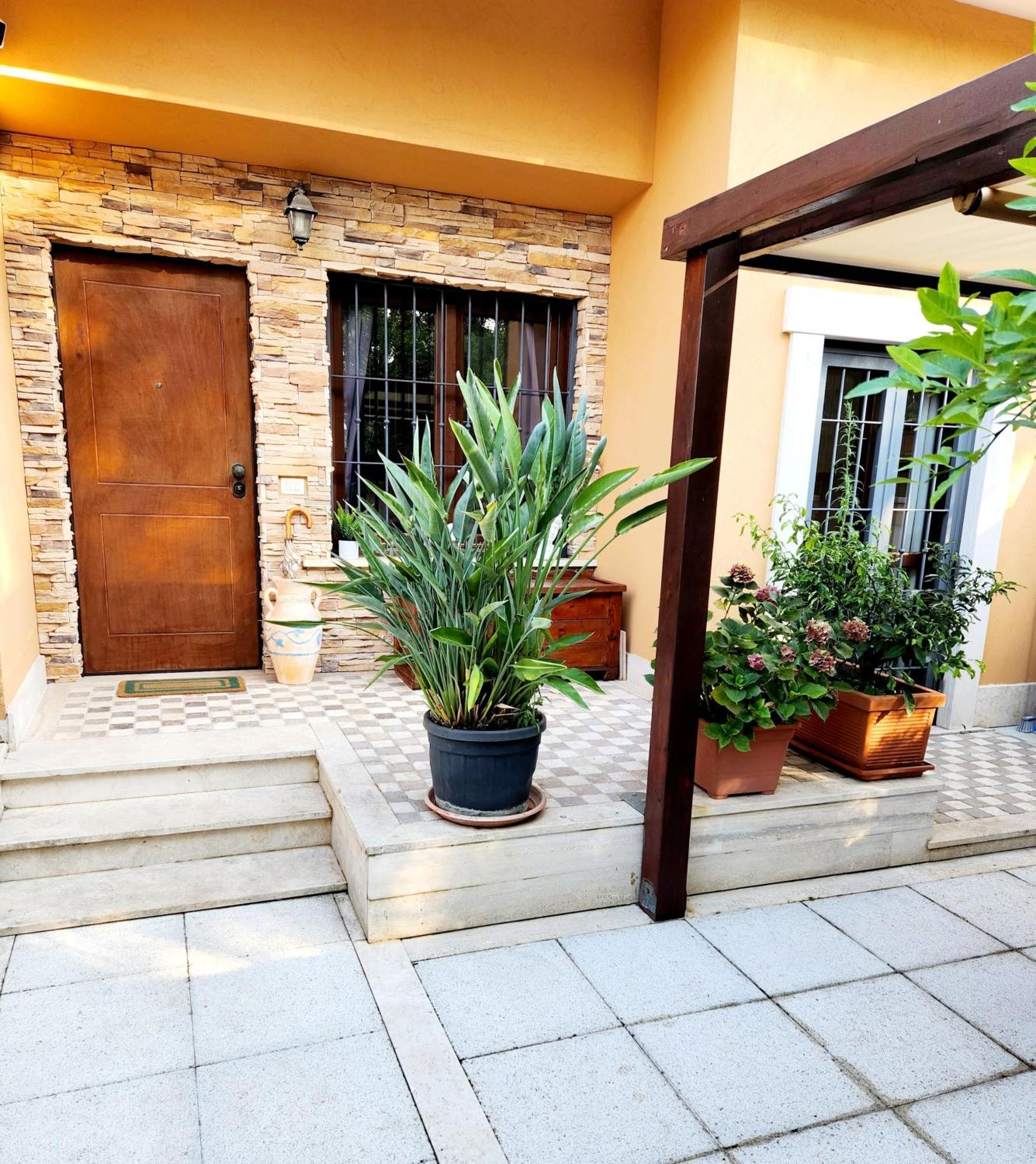 Villetta Alessandra Ostia Antica Rome 10 Mins From Beach Exterior foto
